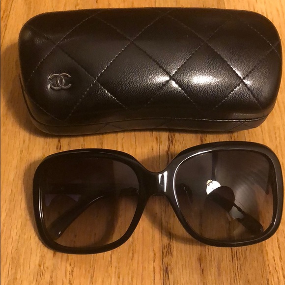 CHANEL Accessories - CHANEL sunglasses